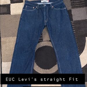 Levi’s straight fit 32x34